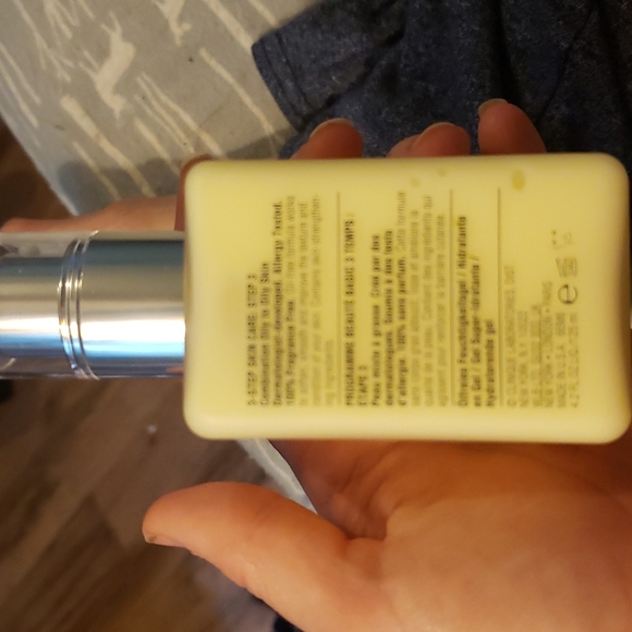 Clinique dramatically different moisturizing gel 125ml - Picture 4 of 4